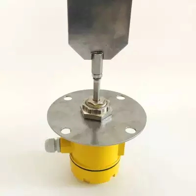 旋轉(zhuǎn)式堵煤開關(guān)SBNZX-150A、造紙廠塊狀物檢測料位開關(guān)RF961G-M22廠家